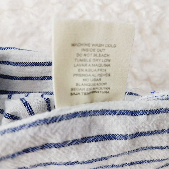 Blouse Size S Navy Linen Button-Up Stripe Preppy Coastal Classic Academia Cruise - Picture 16 of 16